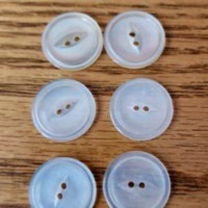 6 vintage birds eye buttons